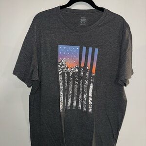 Men’s Old Navy Gray Graphic T-Shirt